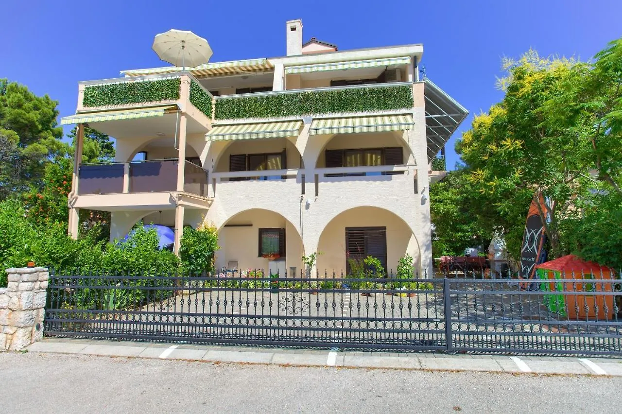 Apartment Villa Punta Punat