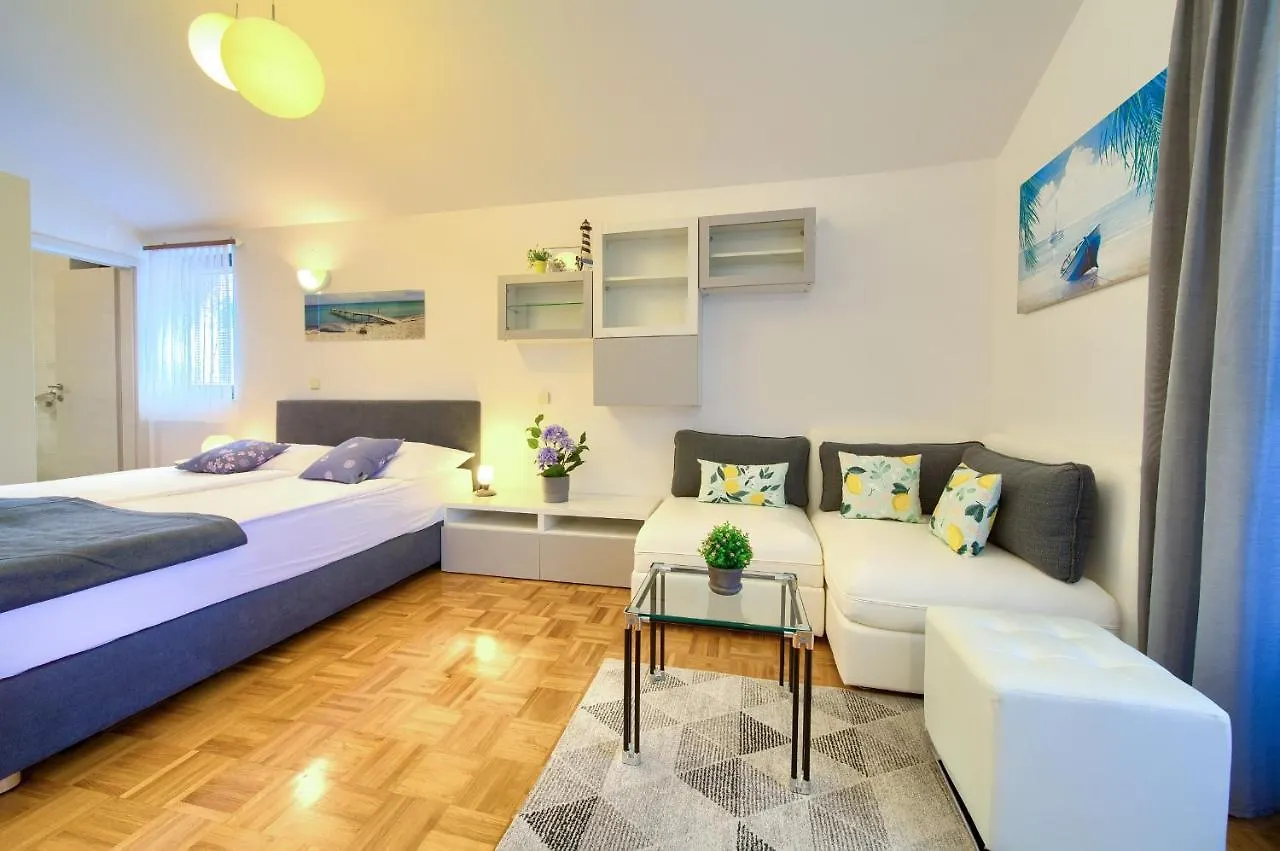 Apartment Villa Punta Punat